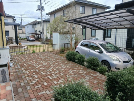 ���̑� �y����^���n�ʐ^�z�C���^�[���b�L���O�Ŏd�グ��ꂽ�e���X���L��܂��B���났�X�y�[�X�Ƃ��ė��p�B