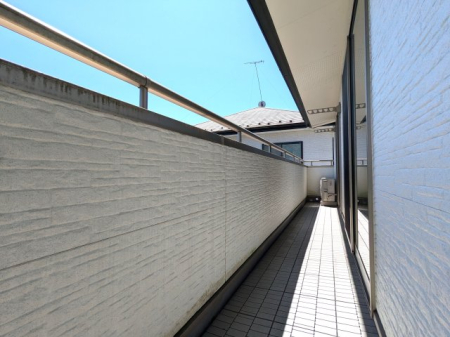 �o���R�j�[ -