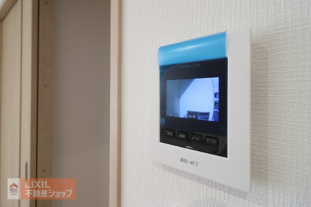  ���n�����ʐ^�B�J���[TV�C���^�[�z���B