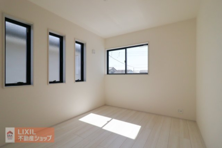  �x�b�h�ƕ׋�����u���Ă��傤�ǂ����L���ł��B�e�����Ɏ��[�X�y�[�X���������Ă���̂ŁA���[�Ƌ��u�����ɂ��������Еt���A��������Ǝg���܂��B