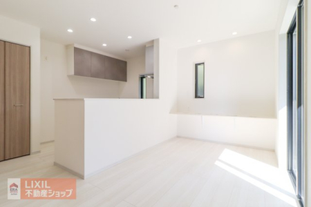  ���r���O�ƃ_�C�j���O���ꑱ�������炱���̈�̊��́A�����̕�炵�ɂ�Ƃ��^���܂��B