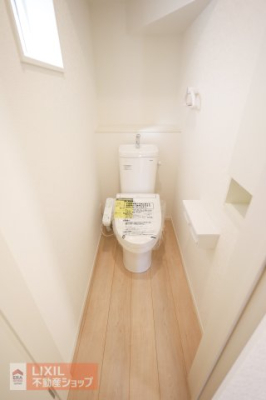 �g�C�� �ׂ��ȉ��x���߂��ł��A�����E���K�Ɏg�p�ł��鉷�����@�\�t�g�C�����̗p���Ă��܂��B