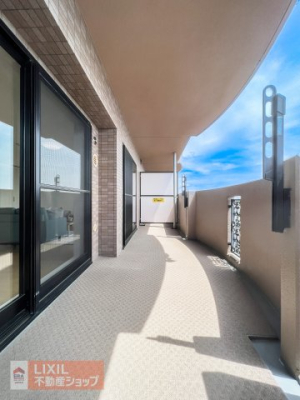 �o���R�j�[ �z���������Ղ�~�蒍���A�����󕨂��悭����������o���R�j�[�B