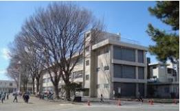  �y���w�Z�z�F�s�{�s���{�̌����w�Z�܂�962��