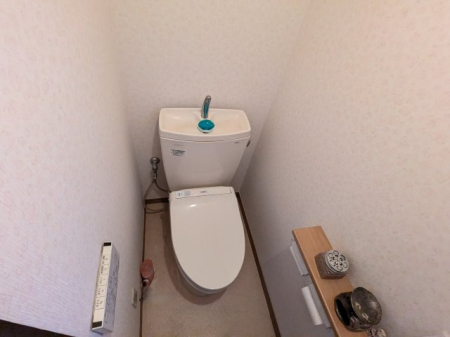 �Ȗ،��F�s�{�s������ 1259-63�̒��È�ˌ��Ẵg�C��